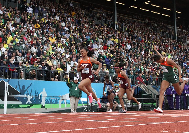 2010 NCAA Sat-041.JPG - 2010 NCAA Track and Field Championships, June 9-12, at Hayward Field, University of Oregon, Eugene, Oregon.